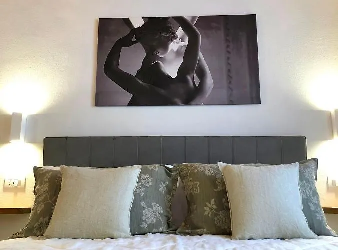 Federico Ii - And Breakfast Pensionat Borgio Verezzi