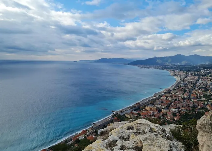 Federico Ii - And Breakfast 3*